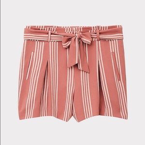Torrid self tie mid Shorts